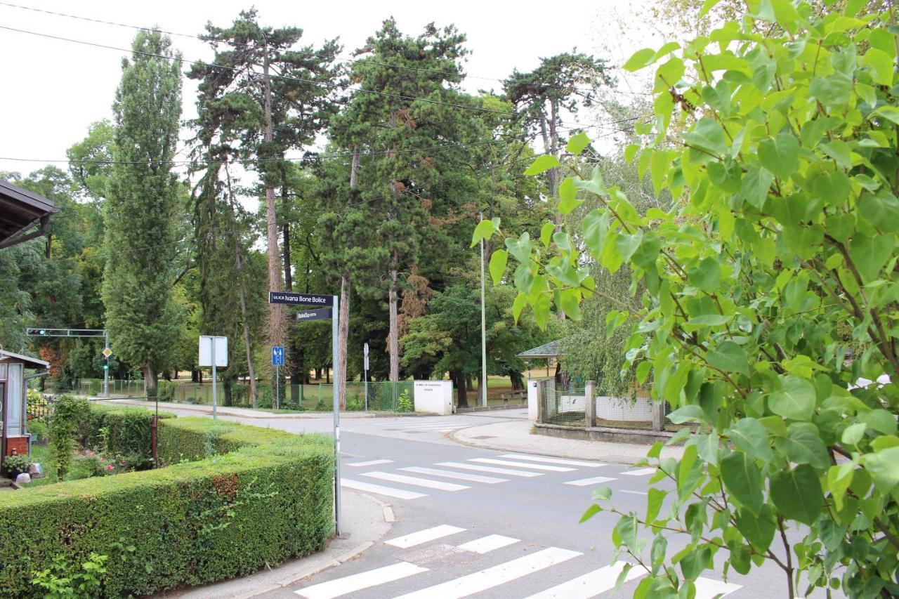 West Capital Apartment Zagreb Exterior foto
